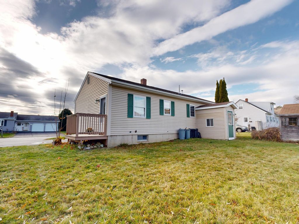 Photo of 22 School Street, Lewiston, ME 04240 (MLS # 1642793)