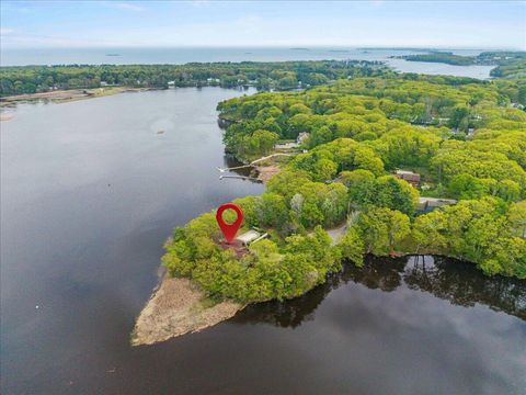 Photo of 22 Crestwood Drive, Biddeford, ME 04005 (MLS # 1663533)