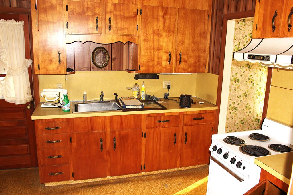 Photo of 351 Broadway, Rockland, ME 04841 (MLS # 1646486)