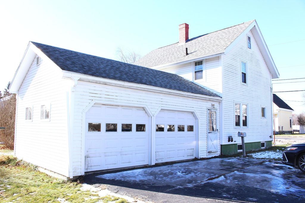 Photo of 351 Broadway, Rockland, ME 04841 (MLS # 1646486)