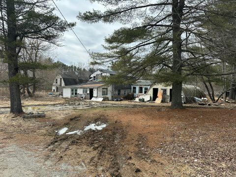 Photo of 1 Pineview Drive, Winterport, ME 04496 (MLS # 1628868)