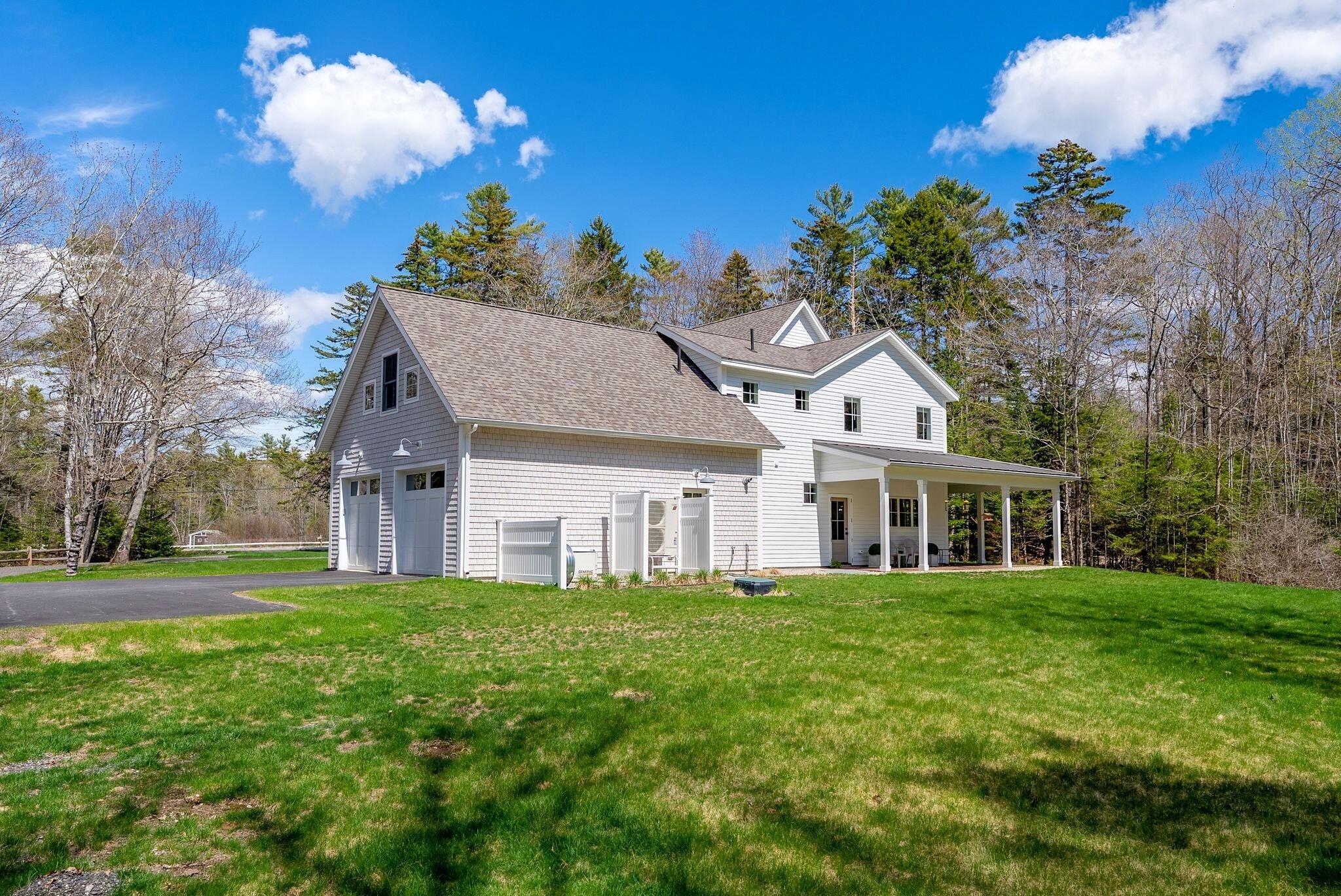 Freeport, Maine, 04032, United States, 4 Bedrooms Bedrooms, ,3 BathroomsBathrooms,Residential,Pending,2045529