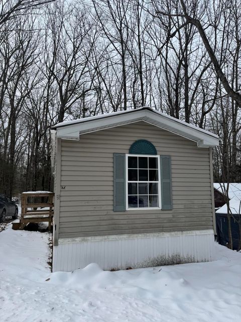 Photo of 31 Squire Court, Winthrop, ME 04364 (MLS # 1646788)