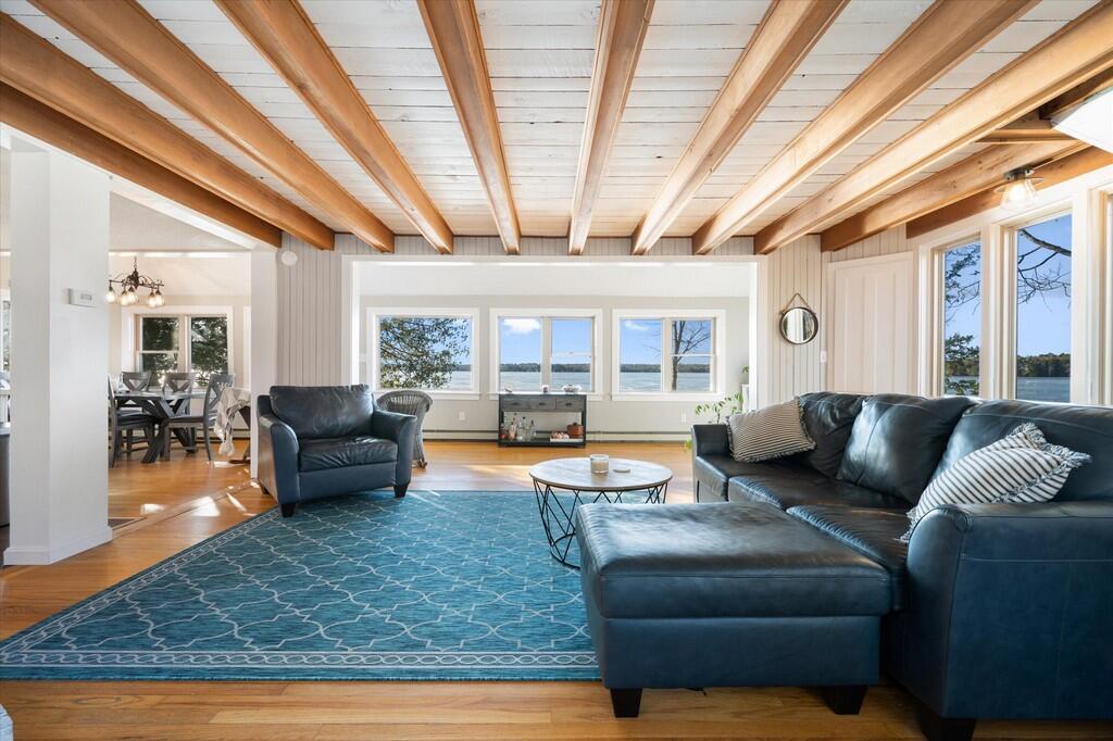 261 / 264 Woodland Avenue