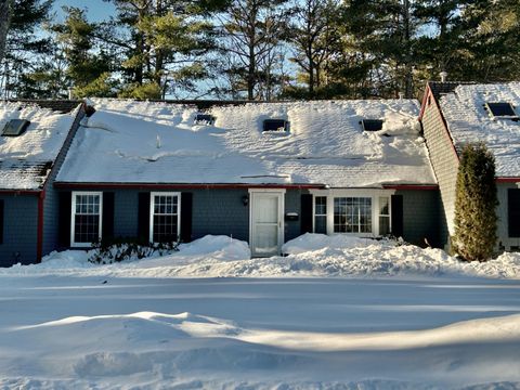 61 Ward Circle 61 Brunswick ME 04011