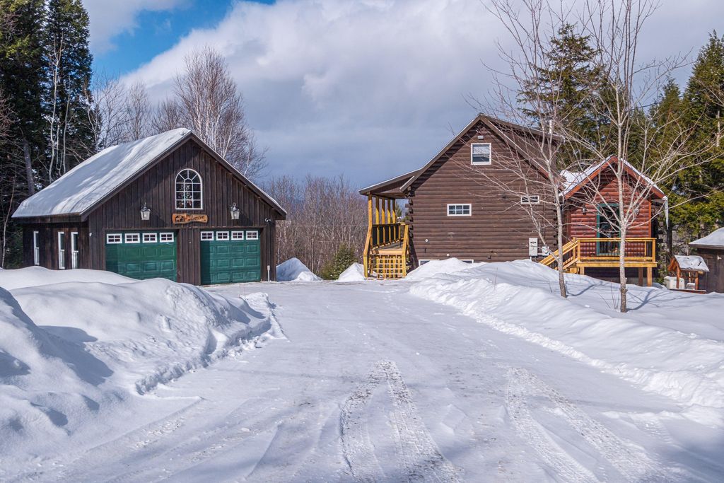 Photo of 128 Oak Hill Drive, Woodstock, ME 04219 (MLS # 1652909)