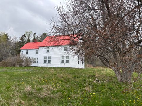 Photo of 522 Water Street, Guilford, ME 04443 (MLS # 1662651)