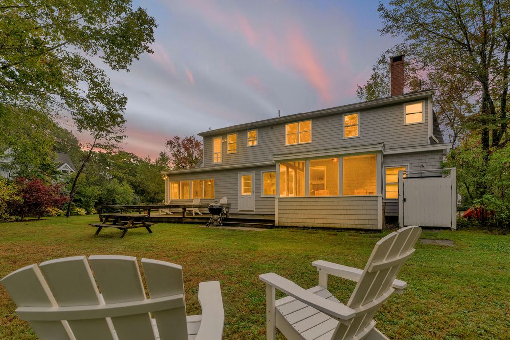 Photo of 40 Wildwood Avenue, Kennebunkport, ME 04046 (MLS # 1657909)