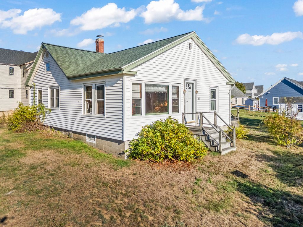 Photo of 835 Ocean Avenue, Wells, ME 04090 (MLS # 1656917)