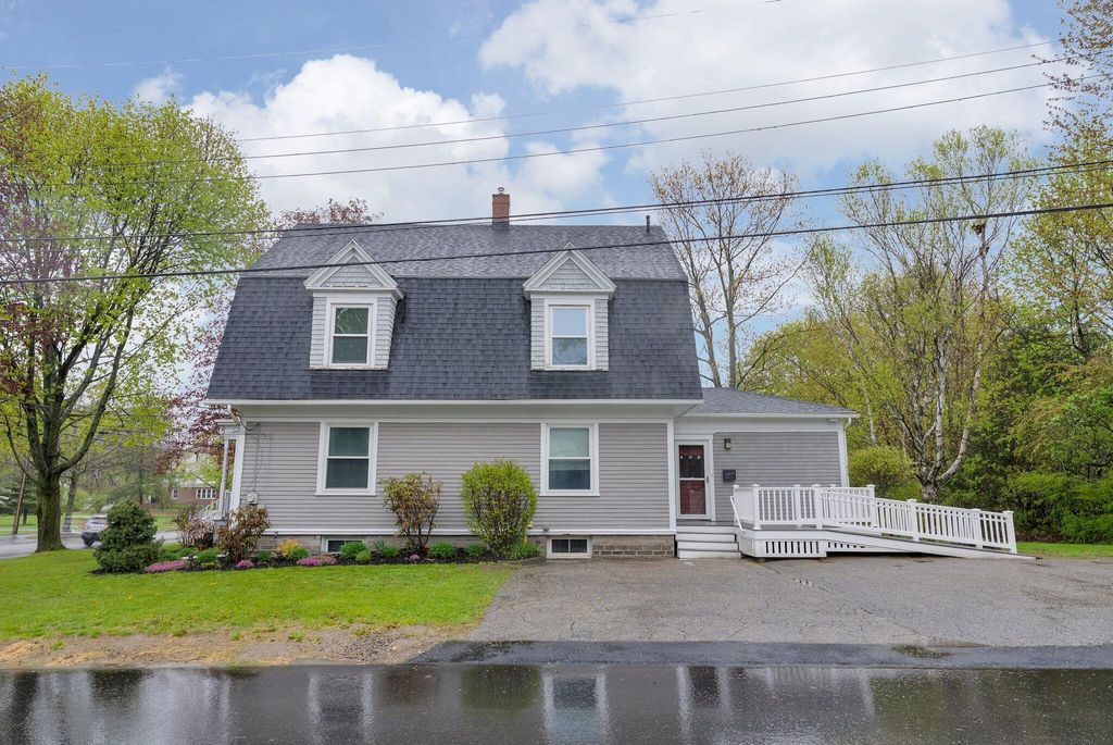 Photo of 621 Main Street, Lewiston, ME 04240 (MLS # 1662959)