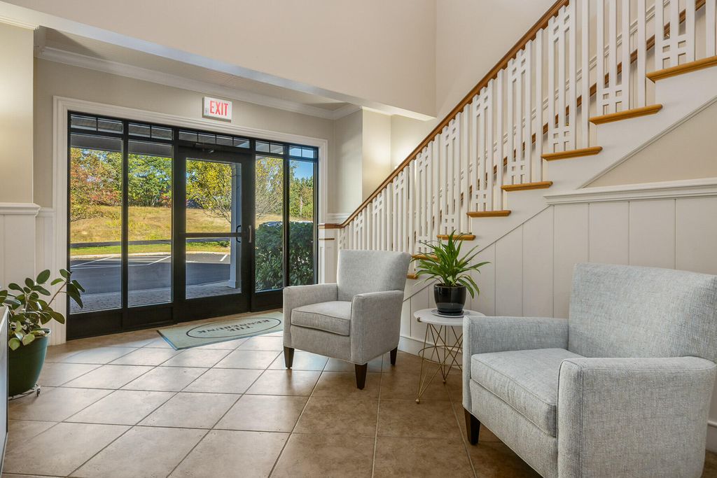 Photo of 100 Shepard'S Cove Road #F204, Kittery, ME 03904 (MLS # 1648642)