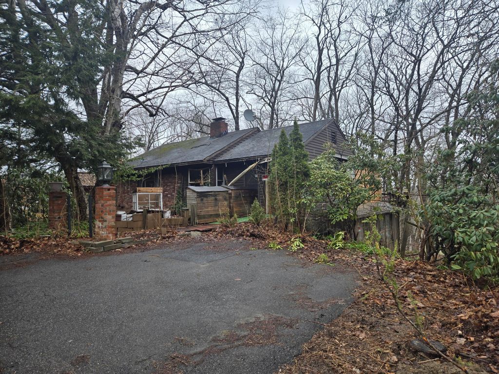 Photo of 33 Pike Street, Augusta, ME 04330 (MLS # 1657675)