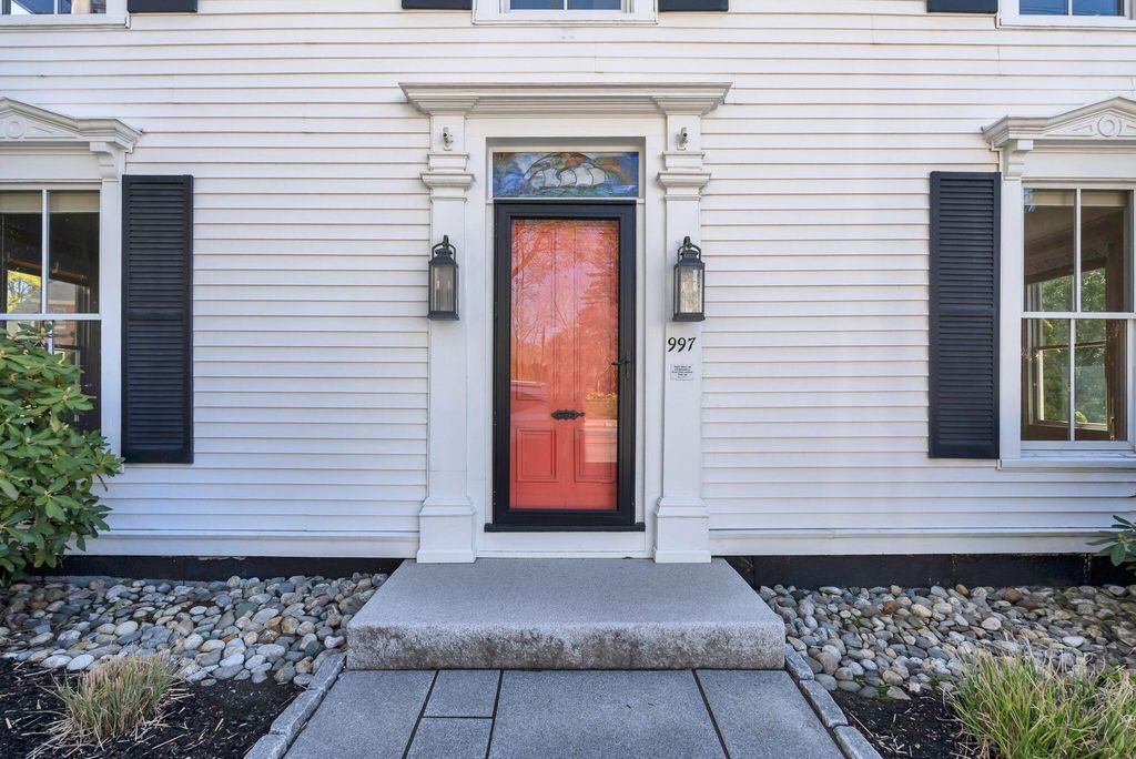 Photo of 997 Washington Street, Bath, ME 04530 (MLS # 1661842)