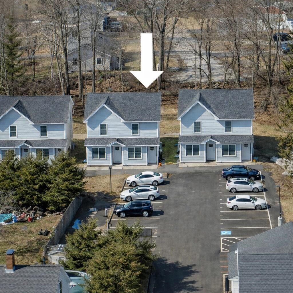 Photo of 224 North Street #105, Saco, ME 04072 (MLS # 1653114)