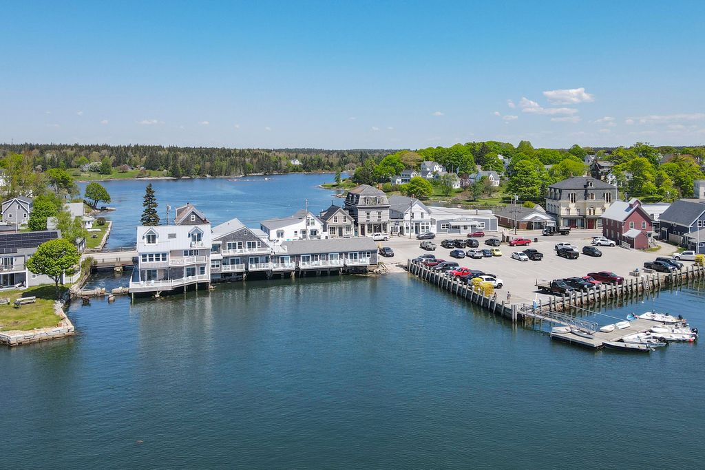 Photo of 15 Main Street, Vinalhaven, ME 04863 (MLS # 1659867)