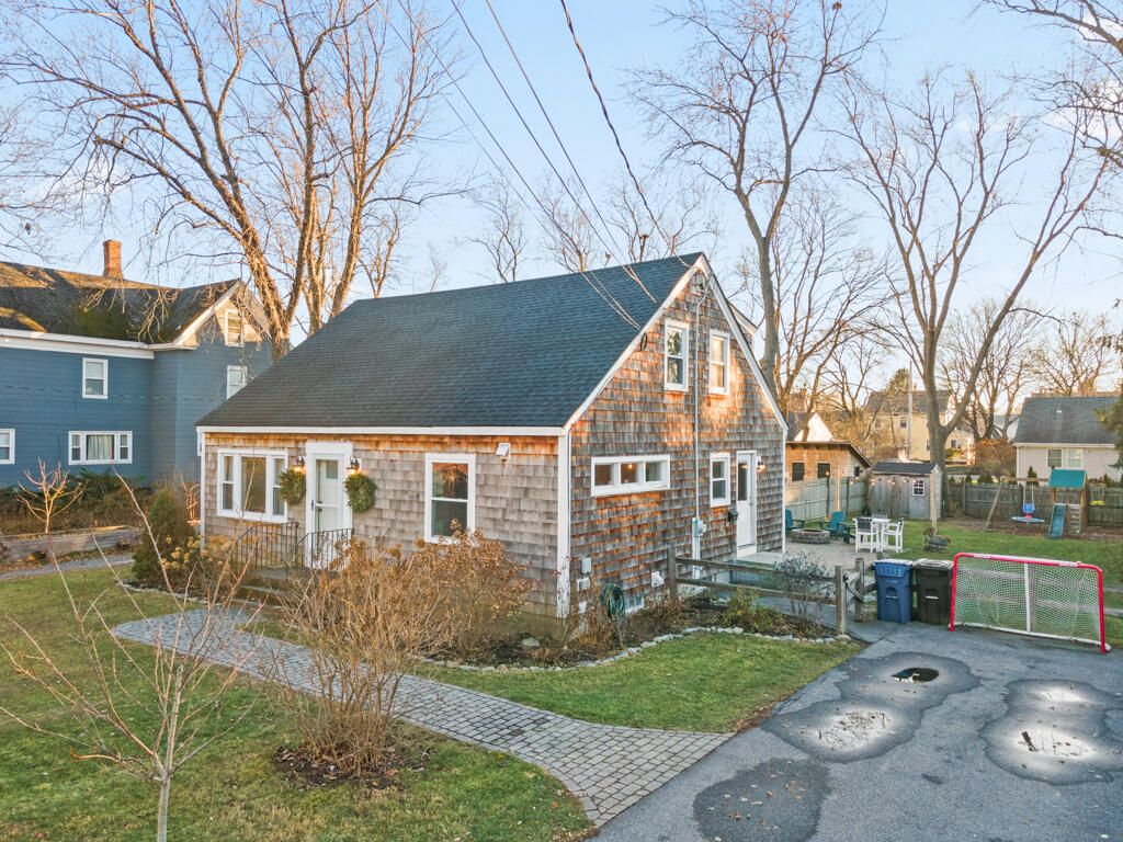 Photo of 45 George Street, Portland, ME 04103 (MLS # 1645726)