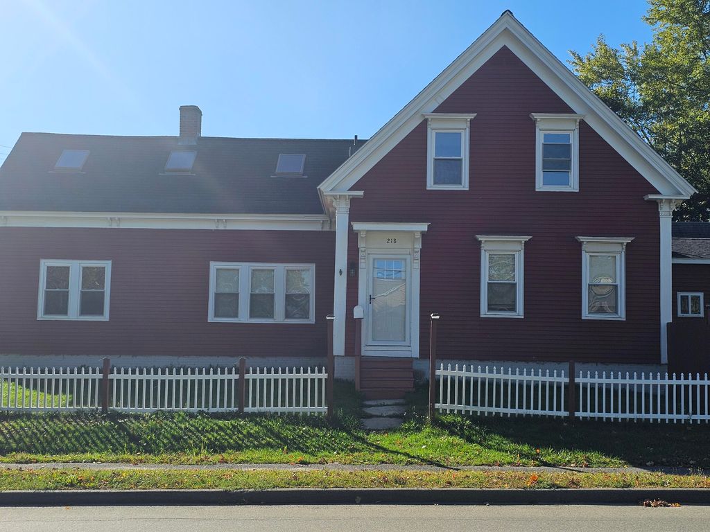 Photo of 218 Highland Avenue, Gardiner, ME 04345 (MLS # 1650670)