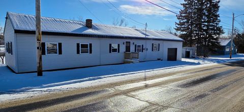 Photo of 29 Exchange Street, Presque Isle, ME 04769 (MLS # 1646005)