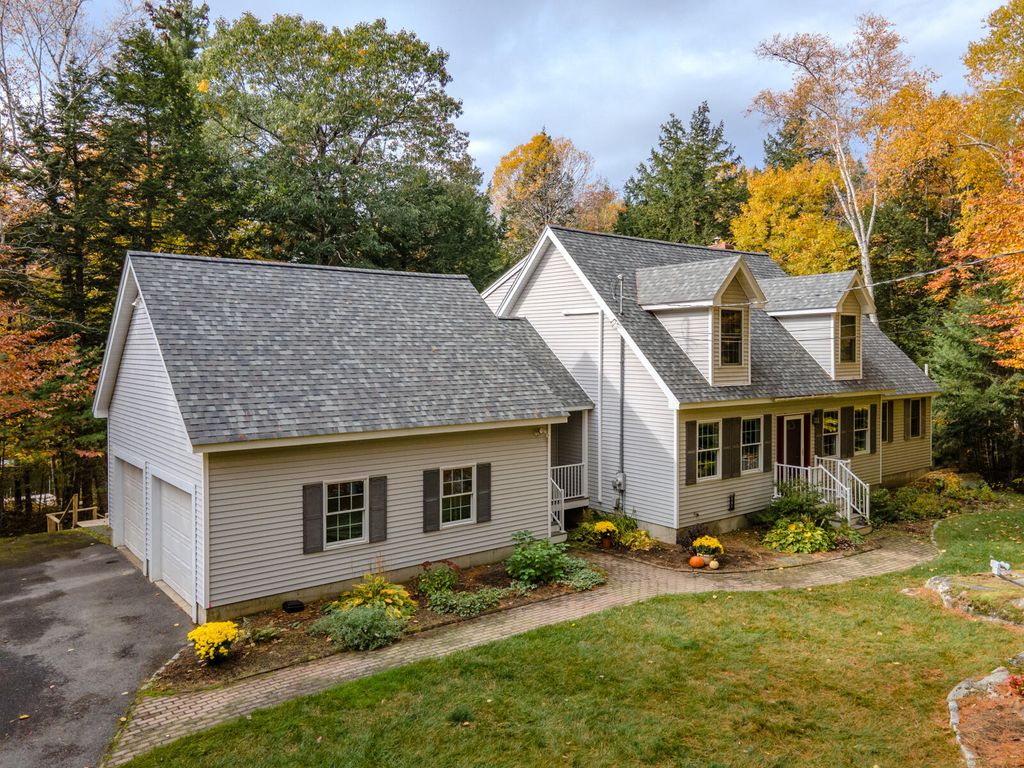 Photo of 51 Tracy Cove Circle, Rome, ME 04963 (MLS # 1659415)
