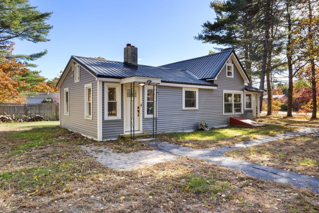 Photo of 664 New Dam Road, Sanford, ME 04073 (MLS # 1641724)