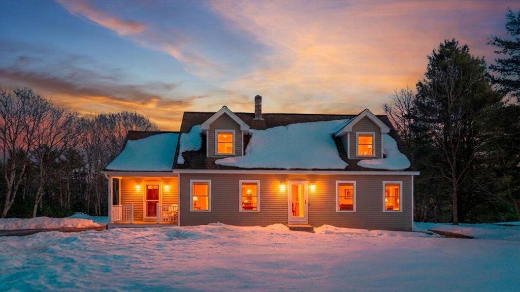 Photo of 371 Maquoit Road, Brunswick, ME 04011 (MLS # 1655159)