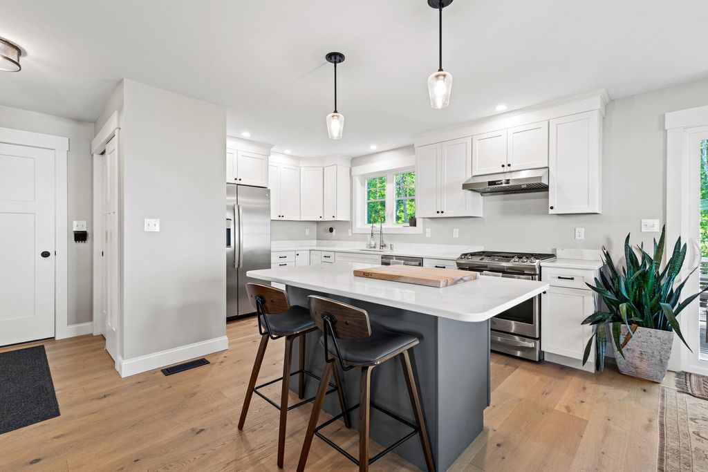 Photo of 9 Cobblestone Street #55, Falmouth, ME 04105 (MLS # 1638880)