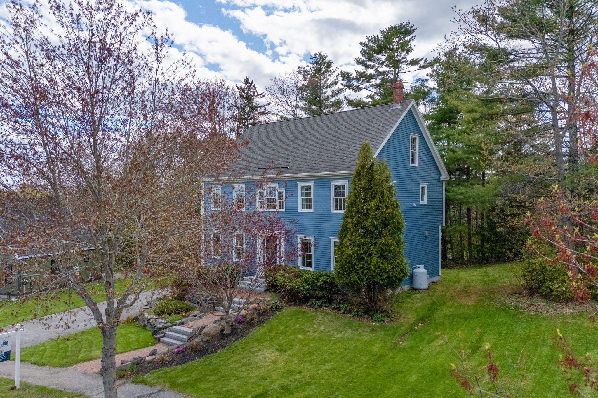 6 Leighton Farm