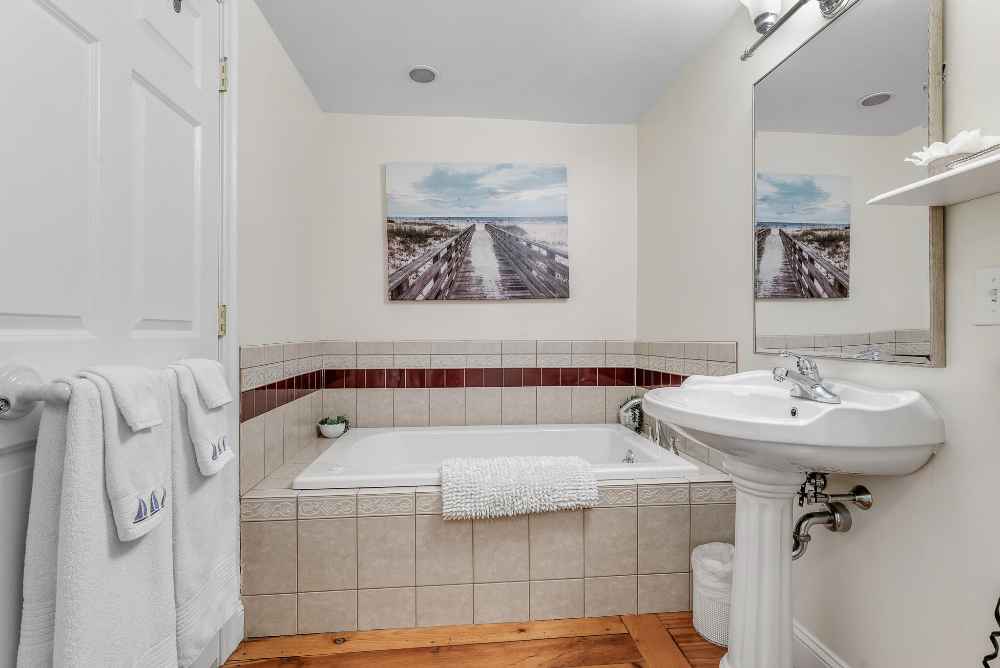 Wells, Maine, 04090, United States, 7 Bedrooms Bedrooms, ,8 BathroomsBathrooms,Residential,Active,2037553