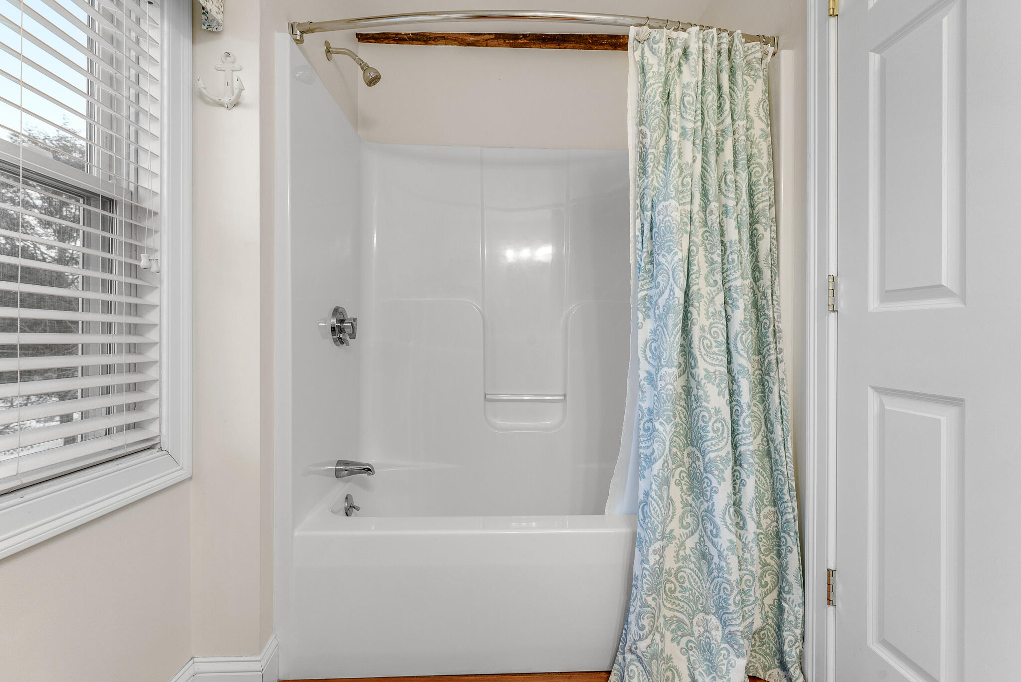 Wells, Maine, 04090, United States, 7 Bedrooms Bedrooms, ,8 BathroomsBathrooms,Residential,Active,2037553