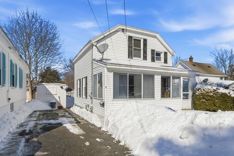 Photo of 6 Forest Avenue, Old Orchard Beach, ME 04064 (MLS # 1653067)