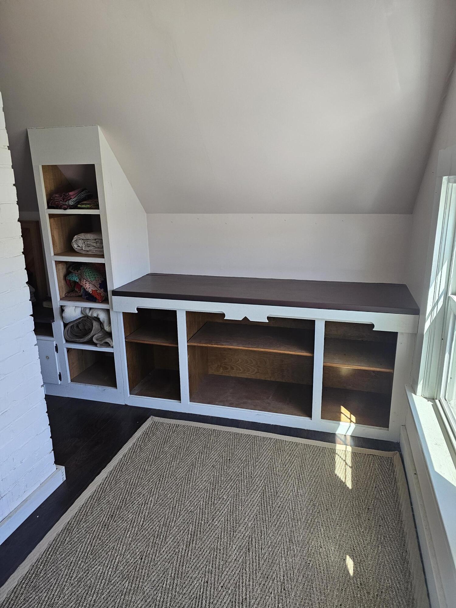 Orland, Maine 04472, United States, 3 Bedrooms Bedrooms, ,1 BathroomBathrooms,Residential,Active,122838