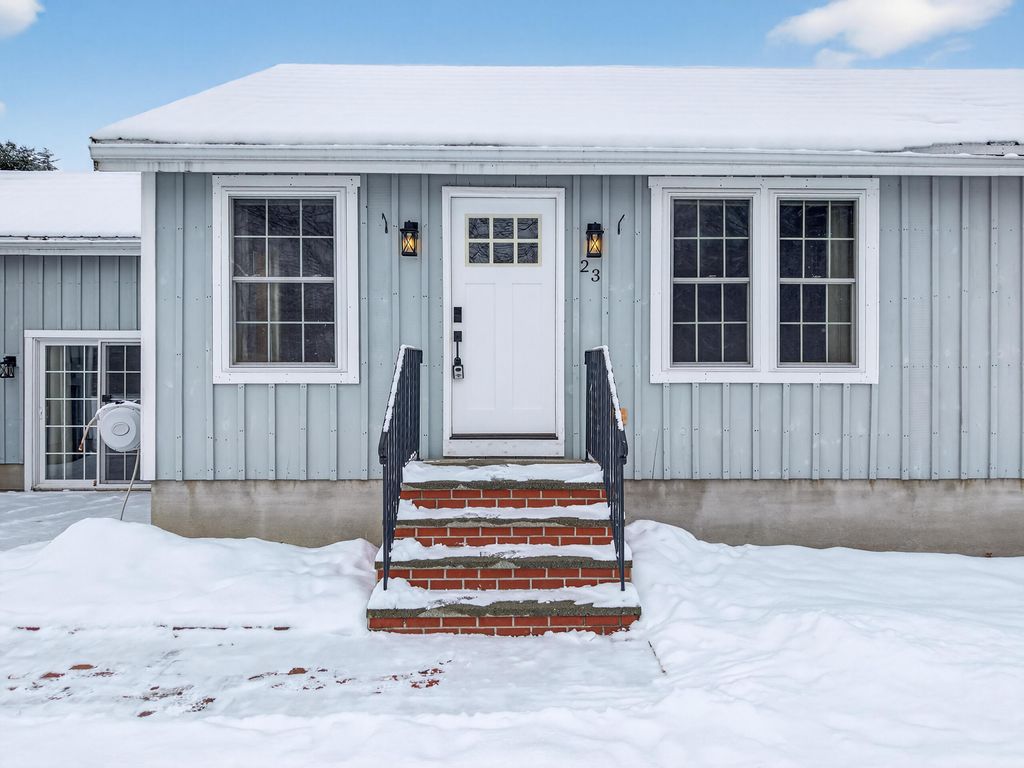 Photo of 23 Robinson Way, Bridgton, ME 04009 (MLS # 1649776)