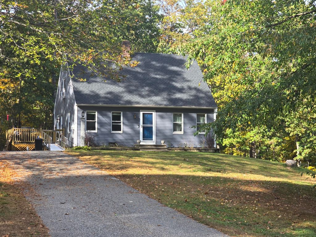 Photo of 15 Running Brook Drive, Sanford, ME 04073 (MLS # 1640185)