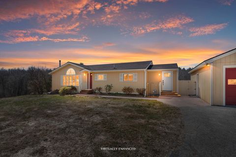 Photo of 18 Walker Lane, Farmingdale, ME 04344 (MLS # 1658516)