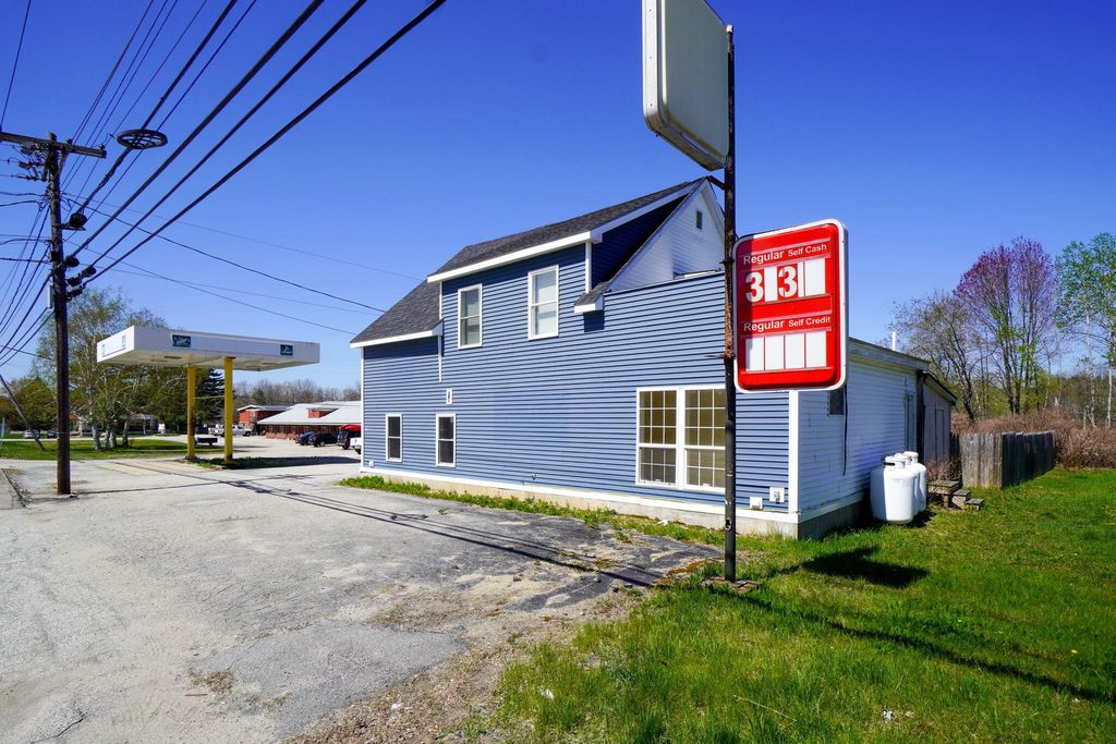 Photo of 539 Washington Street N, Auburn, ME 04210 (MLS # 1658964)