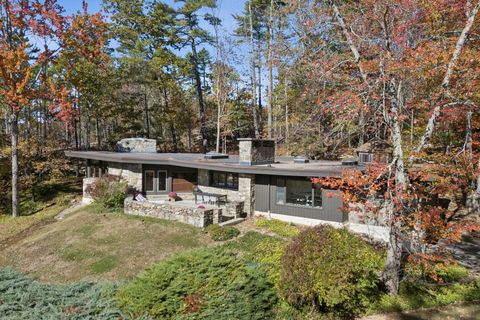 Photo of 153 Falmouth Road, Falmouth, ME 04105 (MLS # 1641249)