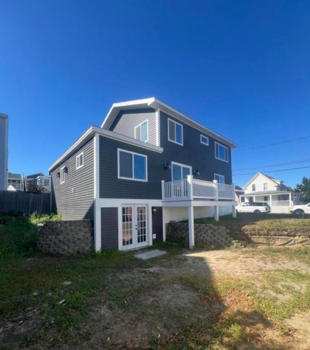Photo of 9 Fern Avenue, Old Orchard Beach, ME 04064 (MLS # 1653958)