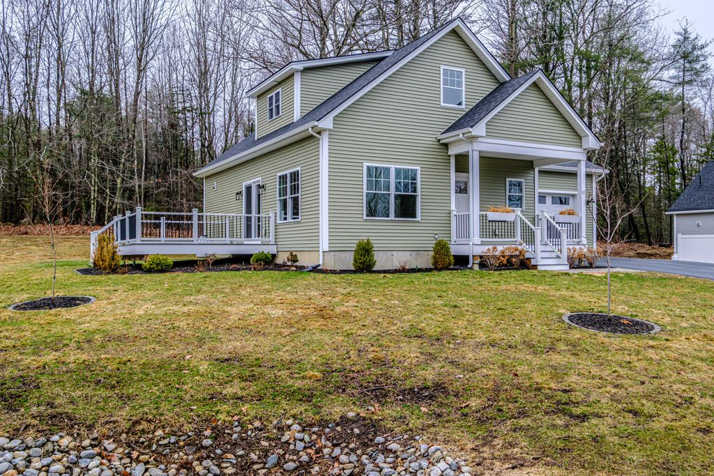 Photo of 17 Youngs Lane #17, Freeport, ME 04032 (MLS # 1654145)