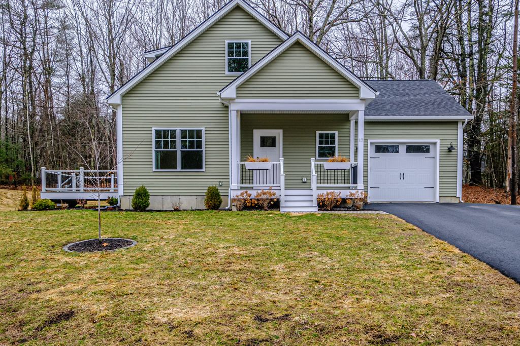 Photo of 17 Youngs Lane #17, Freeport, ME 04032 (MLS # 1654145)
