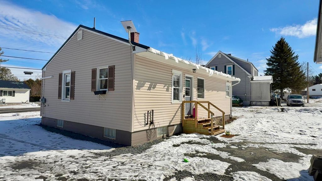 Photo of 20 Maple Street, Presque Isle, ME 04769 (MLS # 1656457)