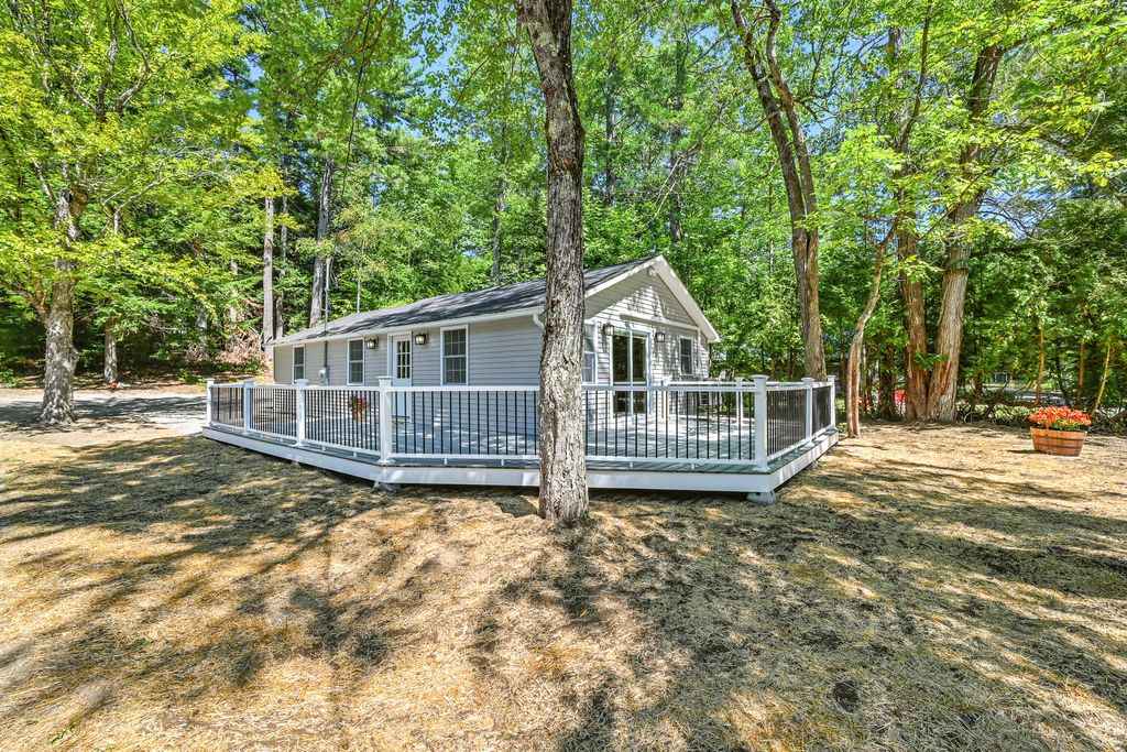 Photo of 82 Sunflower Lane, Sidney, ME 04330 (MLS # 1652625)