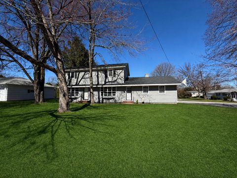 Photo of 36 Pineland Street, Lewiston, ME 04240 (MLS # 1659503)