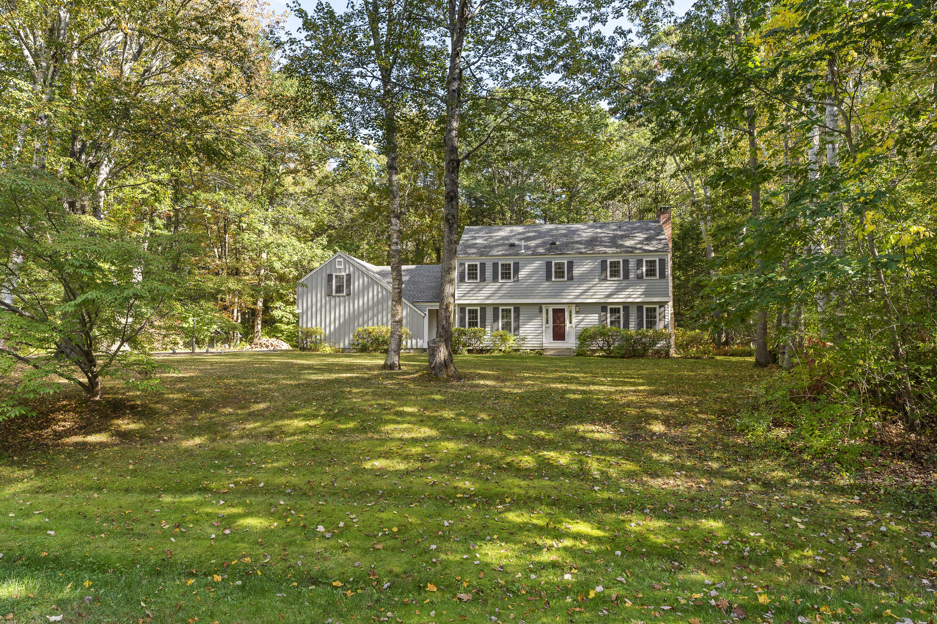 98 Harborview Drive