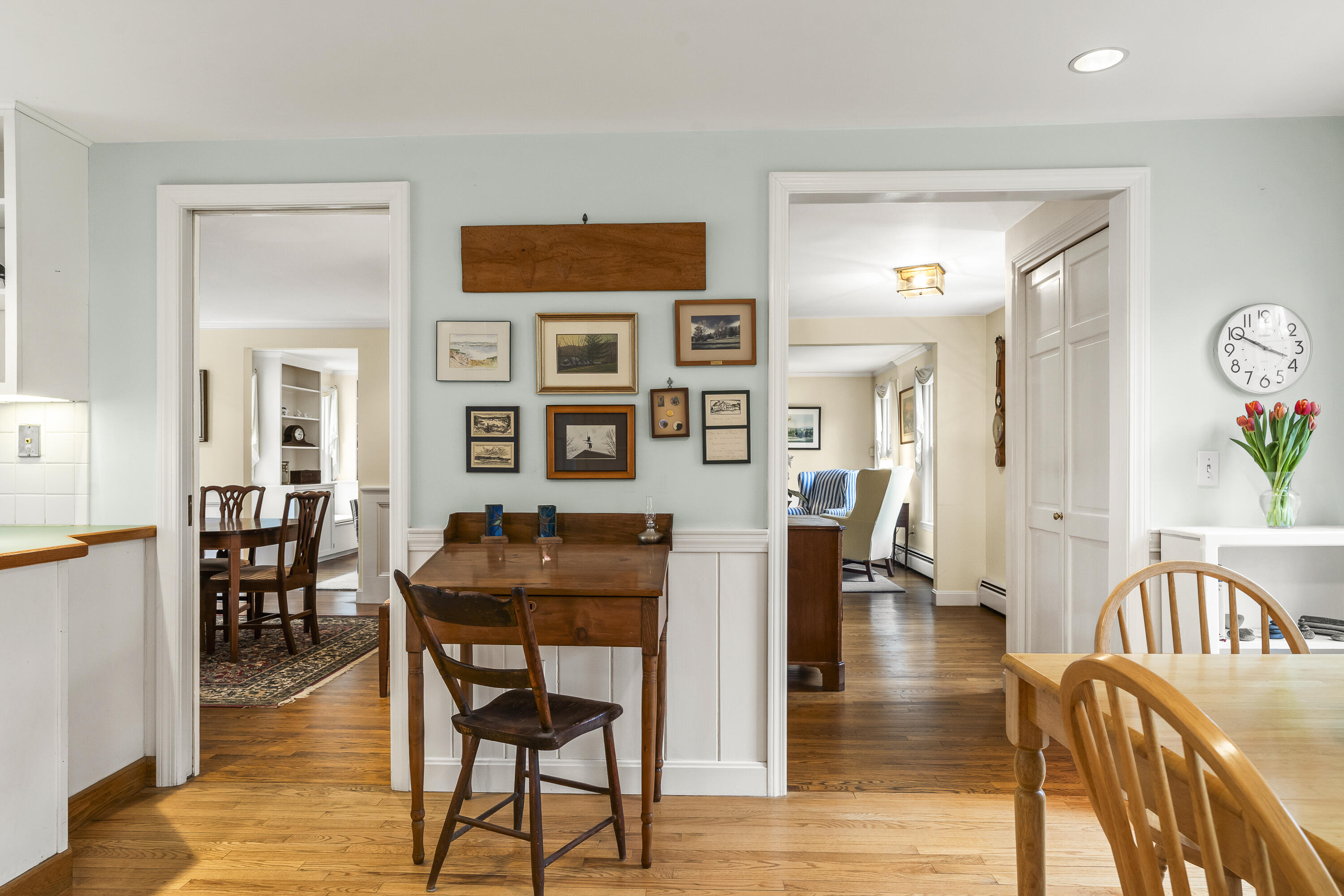 98 Harborview Drive