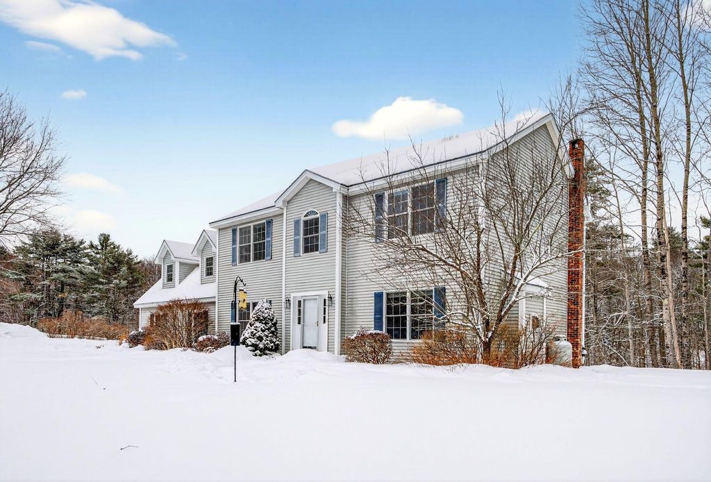 Photo of 39 Hunter Road, Freeport, ME 04032 (MLS # 1652802)