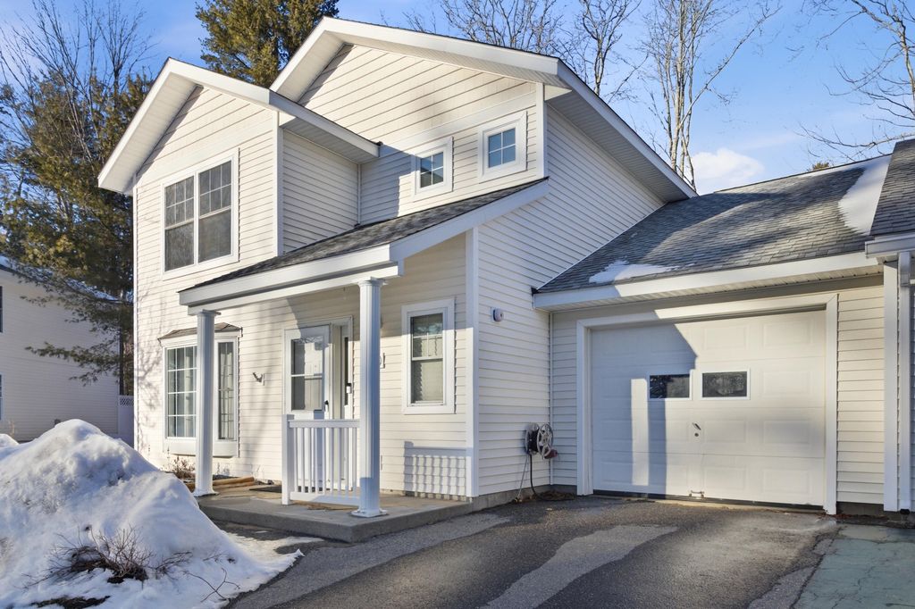 Photo of 20 Starflower Lane #20, Brunswick, ME 04011 (MLS # 1652830)