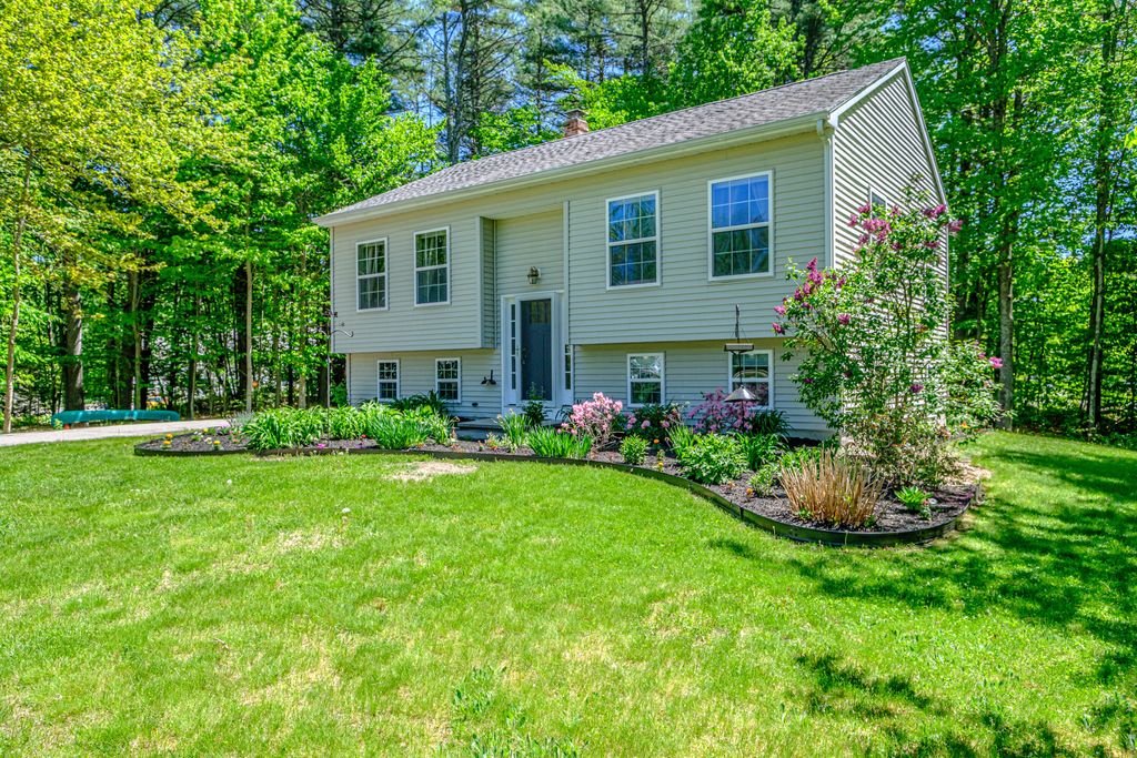 Photo of 37 Dakota Drive, Windham, ME 04062 (MLS # 1663718)