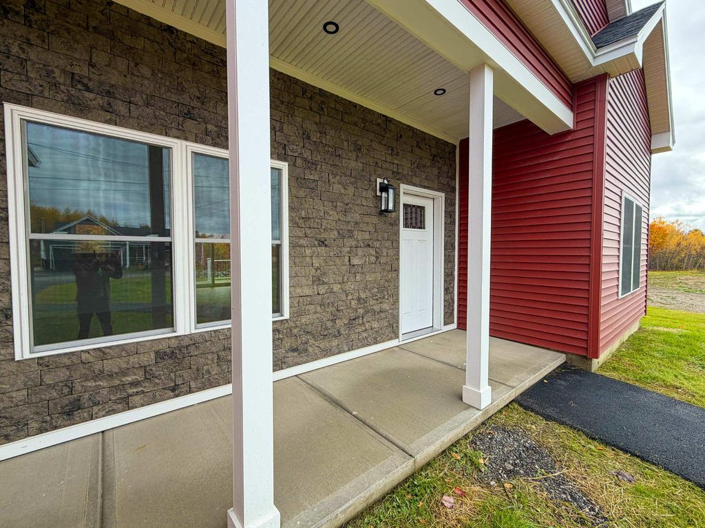 Photo of 58 Brighton Avenue, Bangor, ME 04401 (MLS # 1641552)