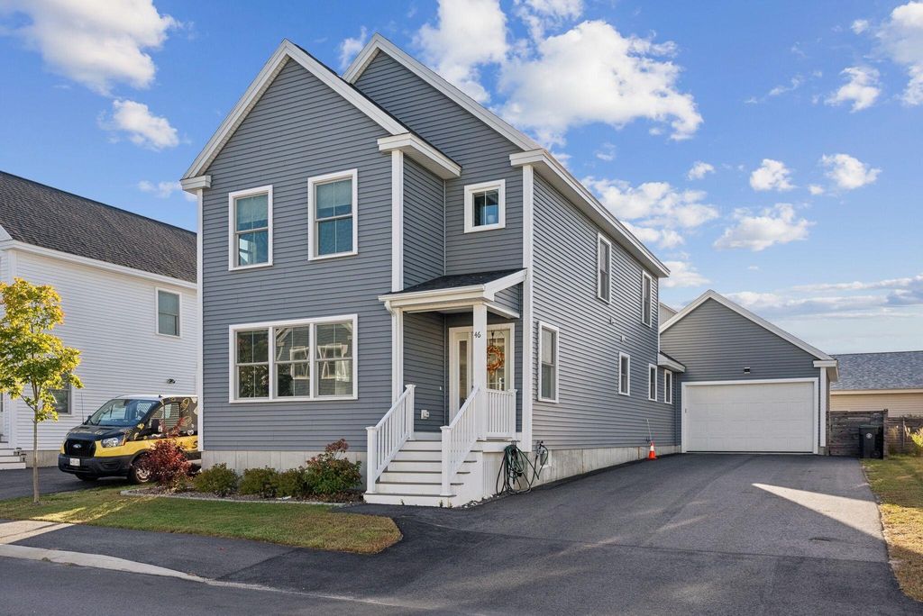 Photo of 46 Pacer Way, Scarborough, ME 04074 (MLS # 1640160)