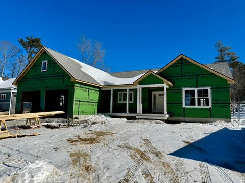 Photo of 23 Forest Glen Lane, Topsham, ME 04086 (MLS # 1650713)